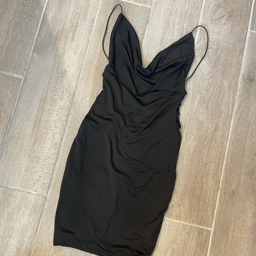 PLT NWT BLACK LOCK BACK DRESS